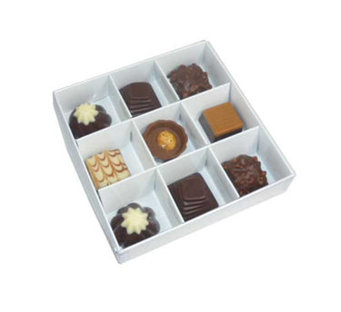 100 Pack of White Card Chocolate Sweet Soap Product Reatail Gift Box - 9 bay 4x4x3cm Compartments - Clear Slide On Lid - 12x12x3cm